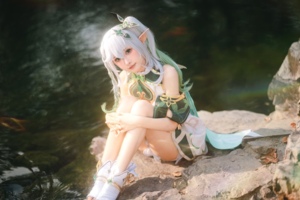 [写真] 紫氯氯 写真合集 [16SET / 1G]