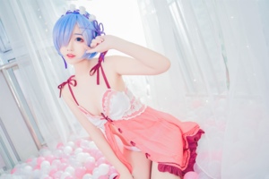 [写真] 猫君君_MaoJun 写真合集 [28SET / 10G]